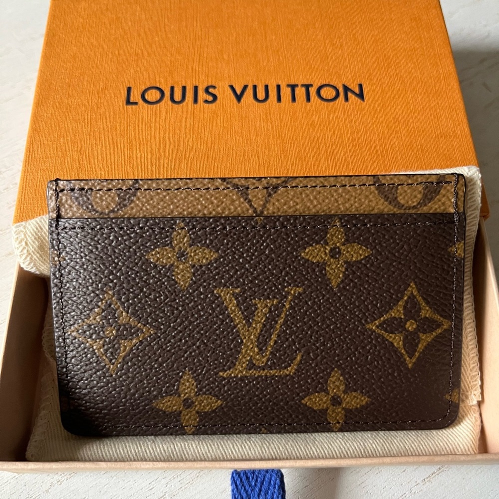 Louis Vuitton card holder